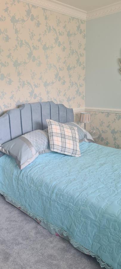Parc Lodge Guesthouse Bridgend  Eksteriør bilde