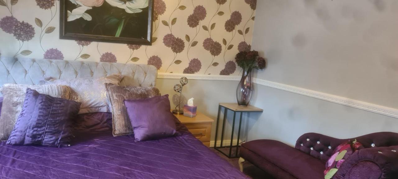 Parc Lodge Guesthouse Bridgend  Eksteriør bilde
